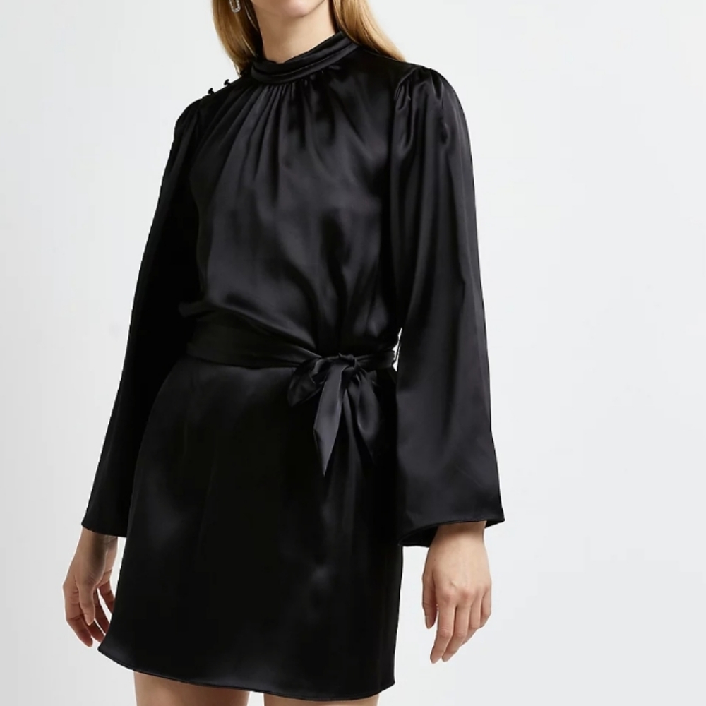Asos River Island fluted sleeve satin mini dress in black - Picture 3 of 6
